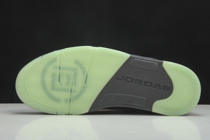 air jordan retro 5 “anthracite” dm4640-036