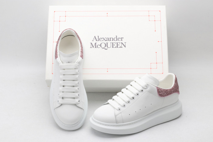 alex mcqu sneakers