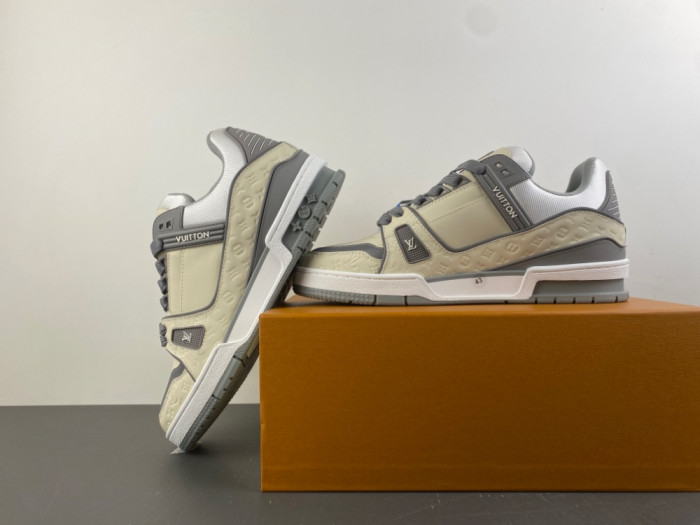 LOVT SNEAKER lv-747