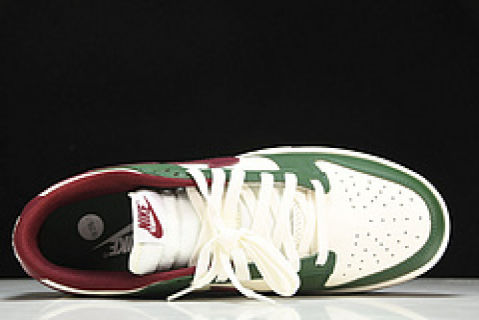 nike dunk low “gorge green” fb7160-161