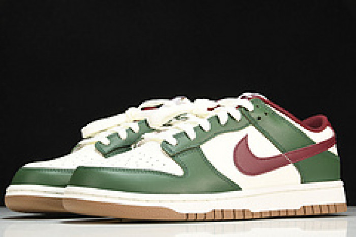 nike dunk low “gorge green” fb7160-161