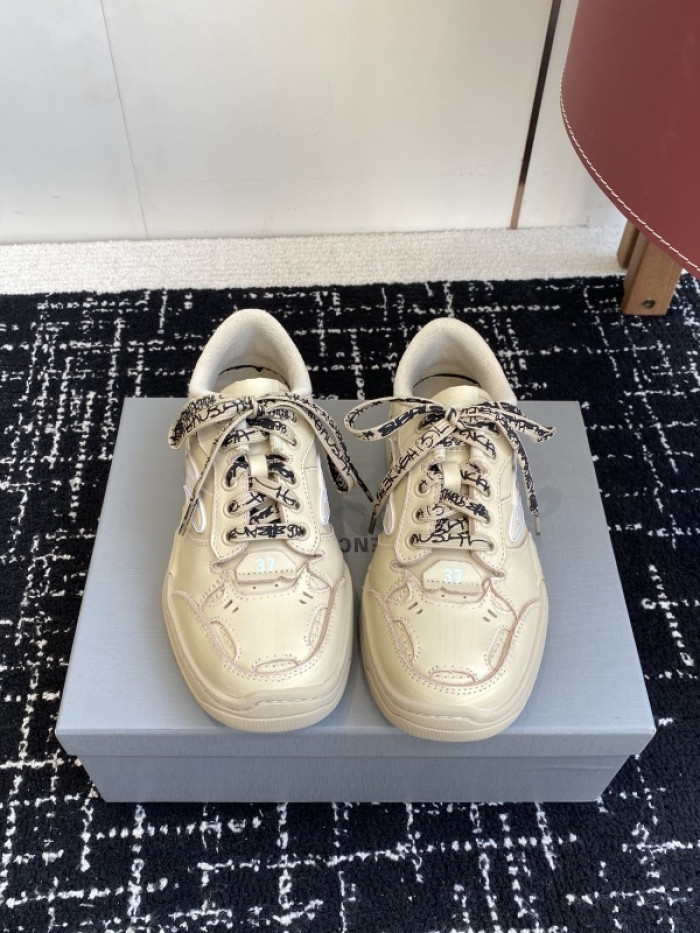 BL Hamptons Worn-Out BHW-8