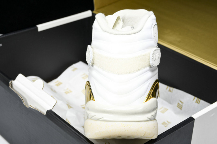 Jordan 8 Retro Champagne 832821-030