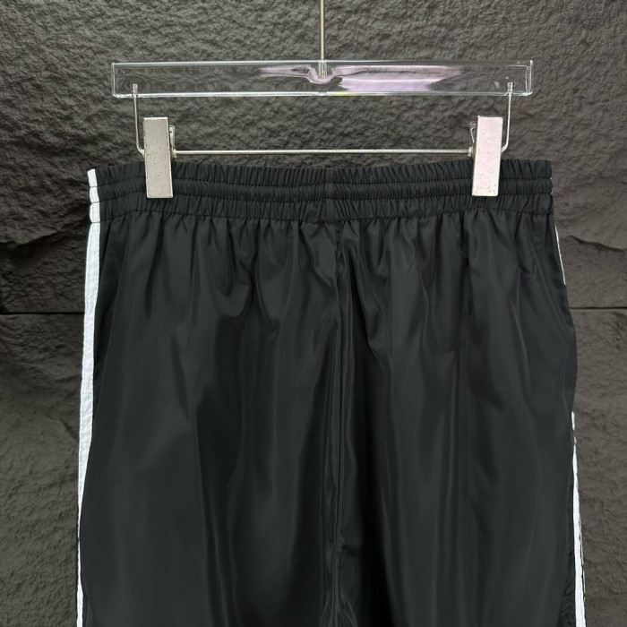 WIN CLOTHES 2410251