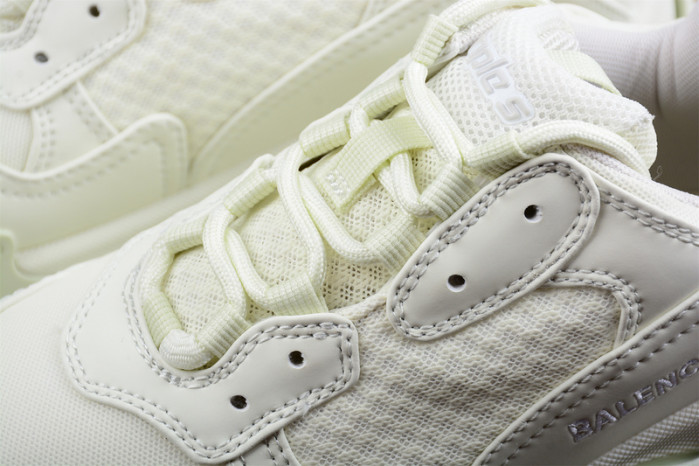 bl triple s trainers sneakers bts-09