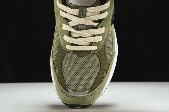 jjjjound x new balance 990v3 “olive” m990jd3