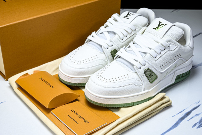 LOVT SNEAKER lv-443