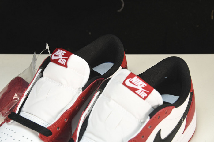 jordan 1 retro low chicago 705329-600