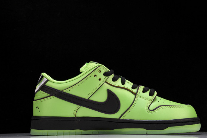 the powerpuff girls x nike sb dunk low “bubbles” fz8319-300