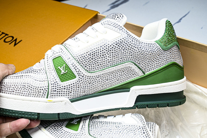 LOVT SNEAKER lv-546