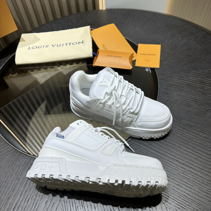 LOVT SNEAKER lv-237
