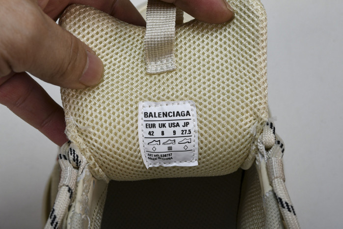 bl triple s trainers sneakers bts-18