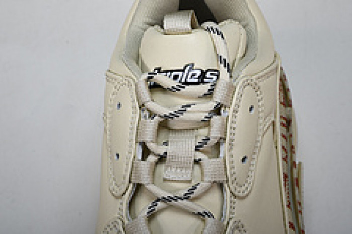 bl triple s trainers sneakers bts-18