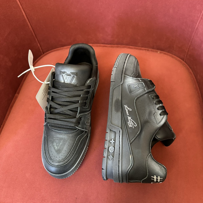 LOVT SNEAKER lv-240