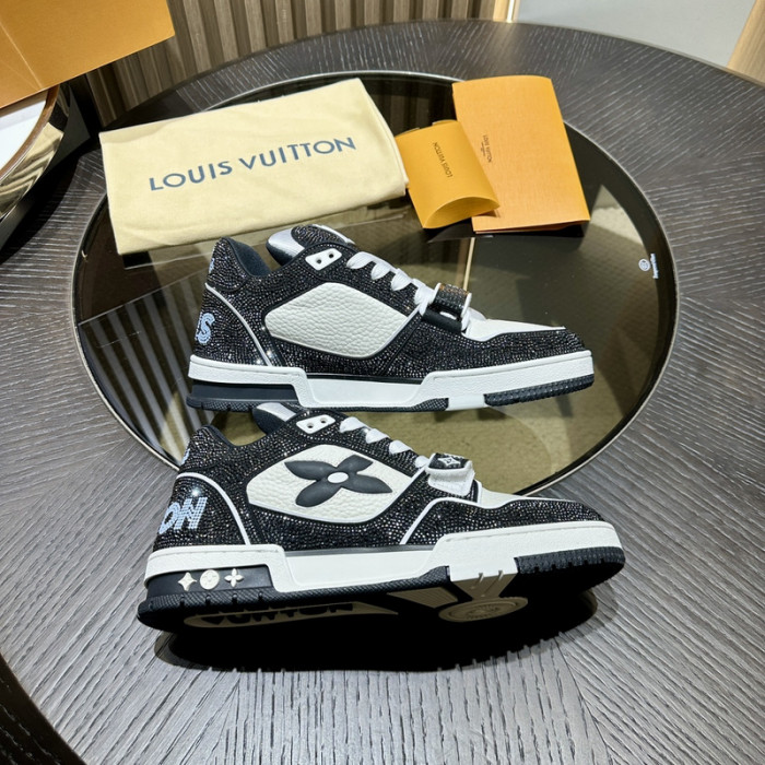 LOVT SNEAKER lv-245