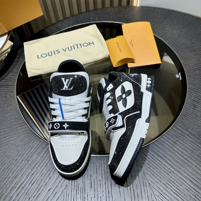 LOVT SNEAKER lv-245