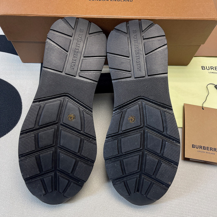 BUBERY SNEAKER