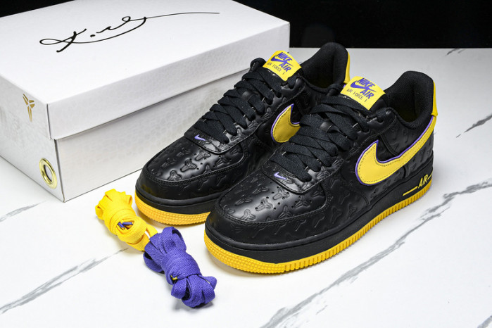 Kobe Bryant x Nike Air Force 1 Low HV5122-001