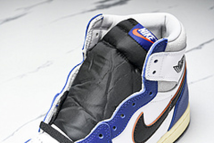 Air Jordan 1 High OG Rare Air “Deep Royal Blue” DZ5485-100