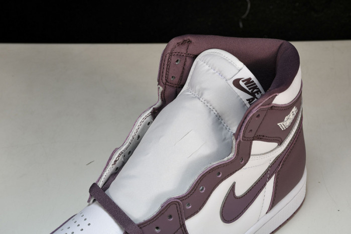 jordan 1 high og “mauve” dz5485-105