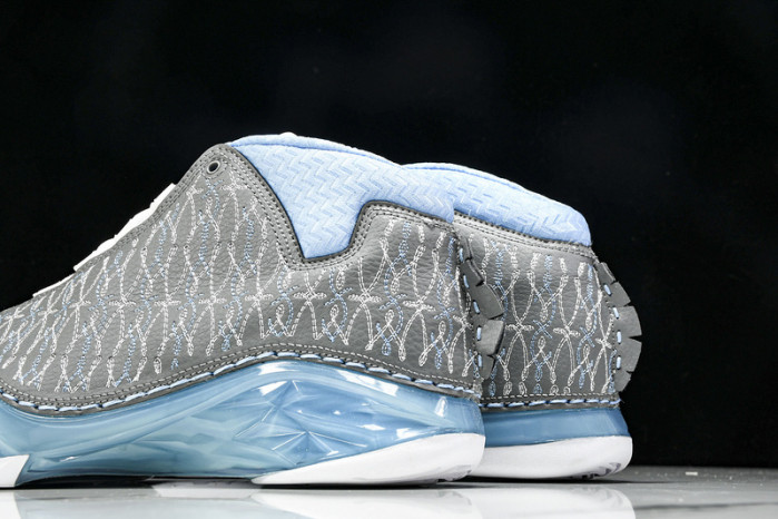 Air Jordan 23 UNC 318376-0011