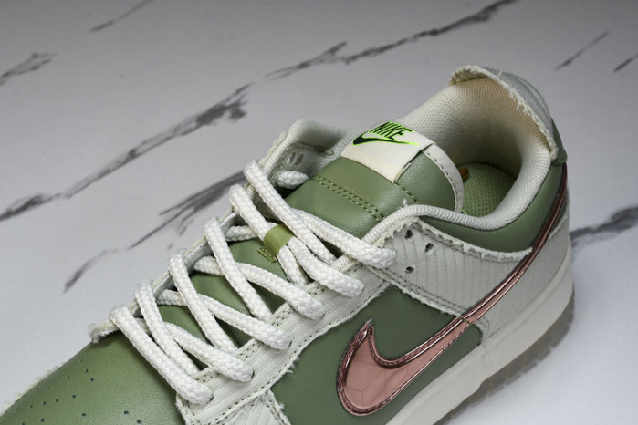 nike dunk low retro prm kyler murray be 1 of one fq0269-001