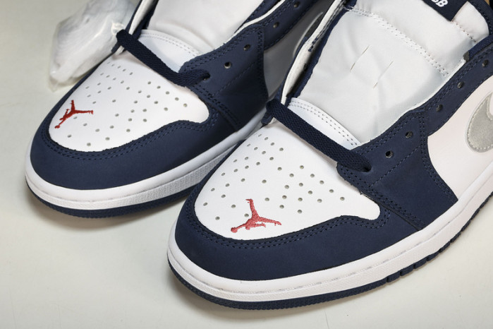 jordan 1 low sb midnight navy cj7891 400