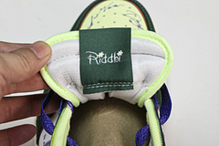 jordan 1 retro low og doernbecher fd9665-351