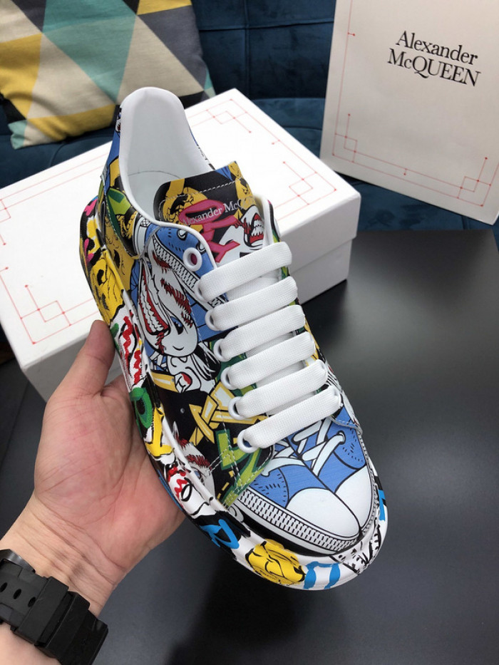 alex mcqu sneakers