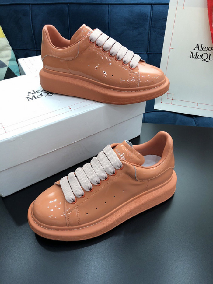 alex mcqu sneakers