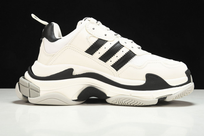 bl triple s trainers sneakers bts-04