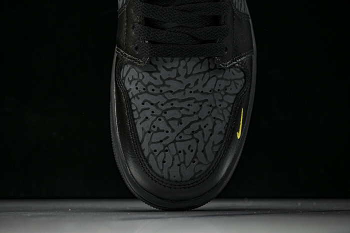 Jordan 1 Low Black Elephant Print IM6568-010
