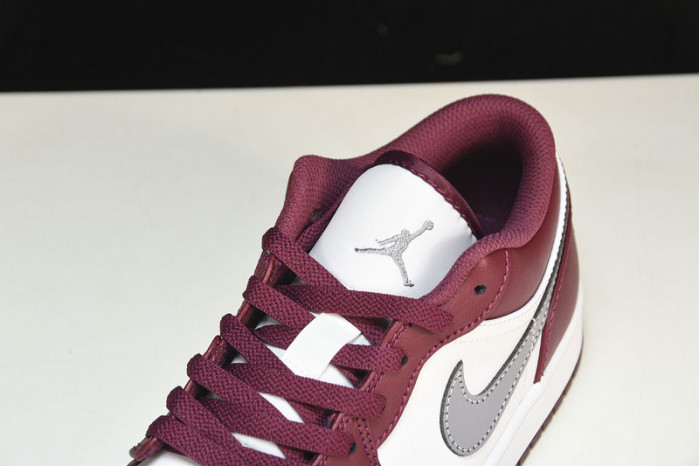 jordan 1 low white bordeaux 553558-615