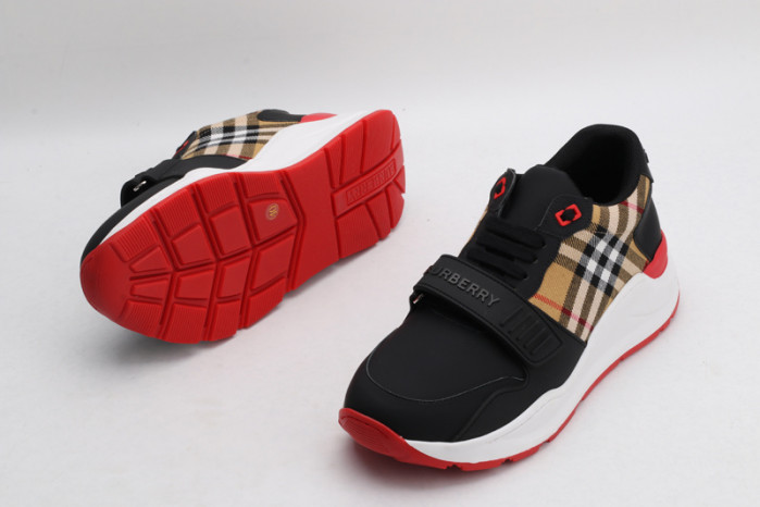 BUBERY SNEAKER