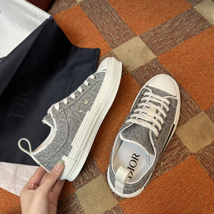 DR B23 LOW-TOP SNEAKERS DR-75