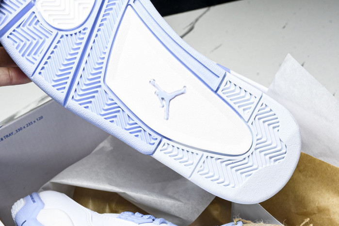 Air Jordan 4 WMNS "Aluminum" HV0823-100