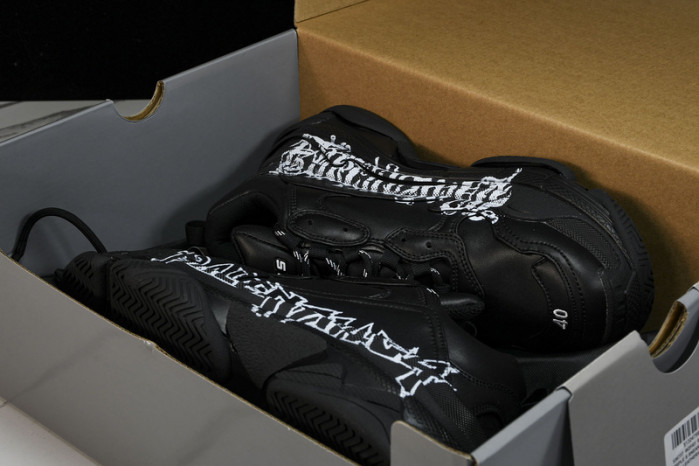 bl triple s trainers sneakers bts-19