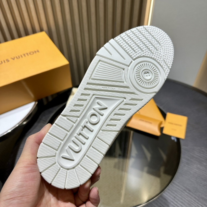 LOVT SNEAKER lv-235