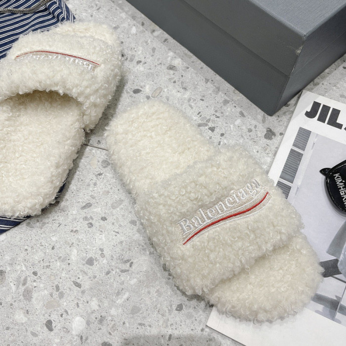 BL SLIPPERS