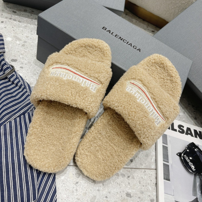 BL SLIPPERS