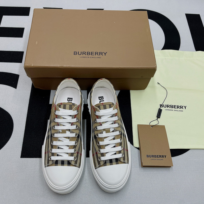 BUBERY SNEAKER