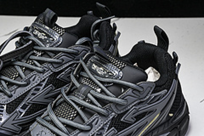OF BE RIGHT BACK SNEAKERS OB14