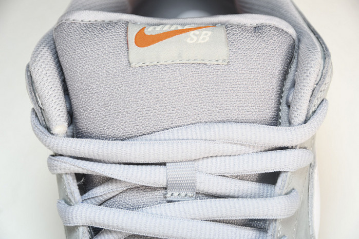 nike sb dunk low pro iso orange label wolf grey gum dv5464-001