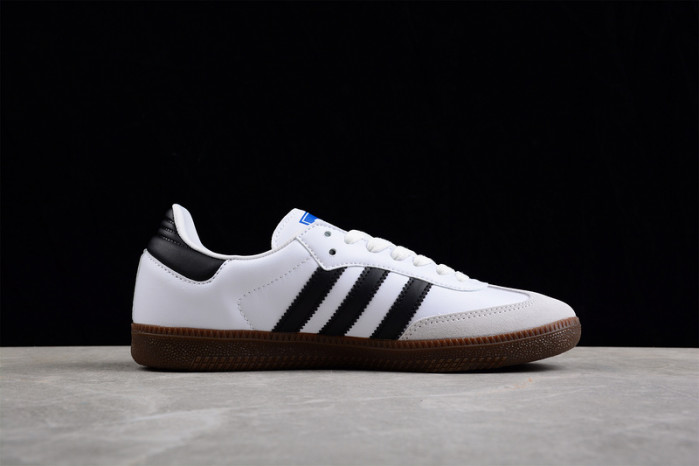 ad low-top sneaker 2303133