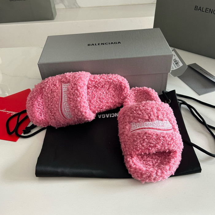 BL SLIPPERS