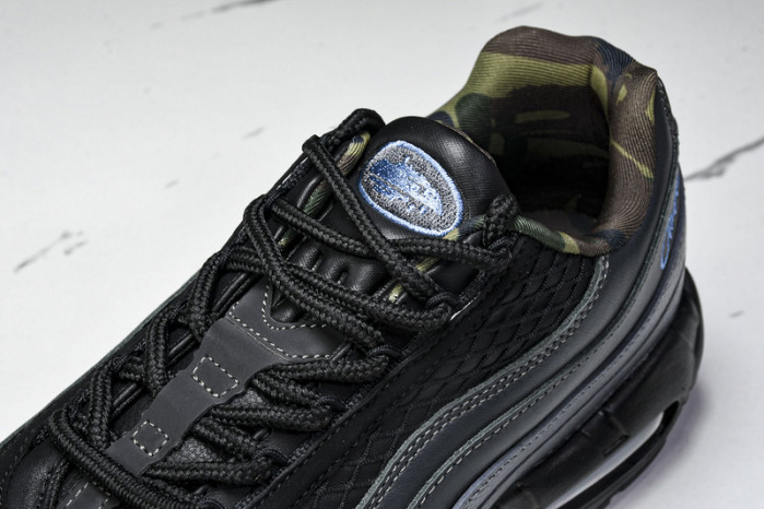 Corteiz x Air Max 95 SP FB2709-002