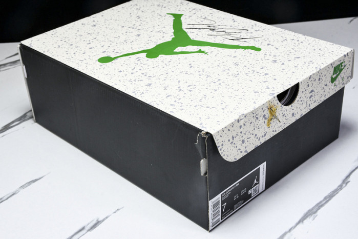 Air Jordan 4 RM “Gorge Green” FQ7939-003