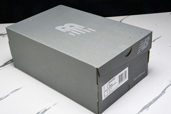 New Balance 2002R M2002RHG
