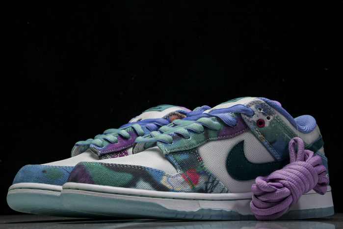 nike sb dunk low futura laboratories bleached aqua hf6061-400