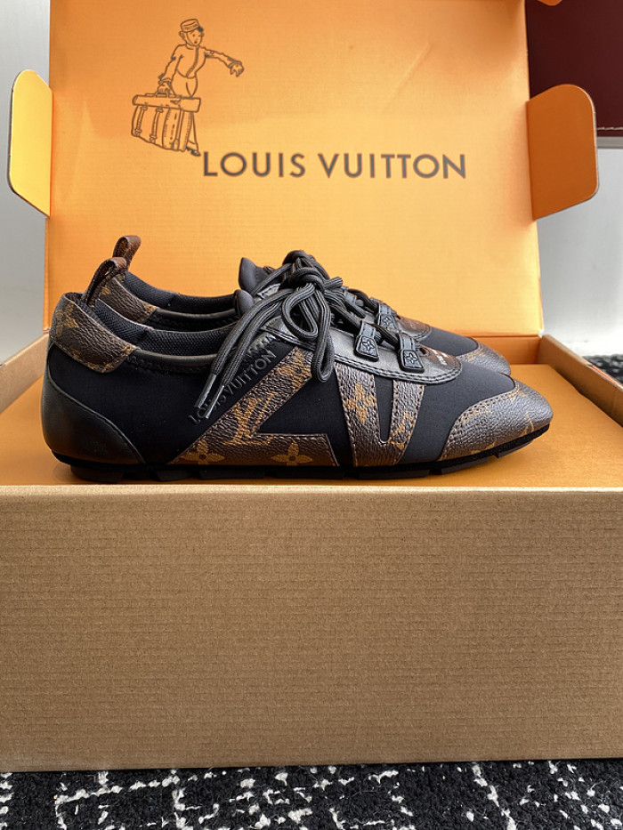 LOVT SNEAKER lv-322